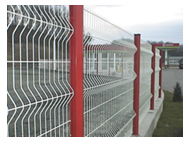 Curvy welded fence